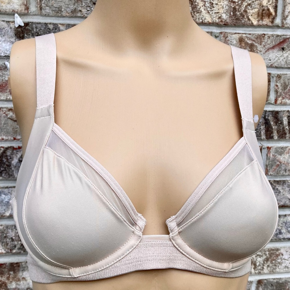 NWTs Maidenform 34A Nude/Tan Bra